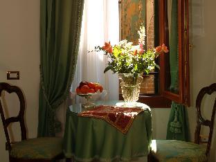 apostoli palace