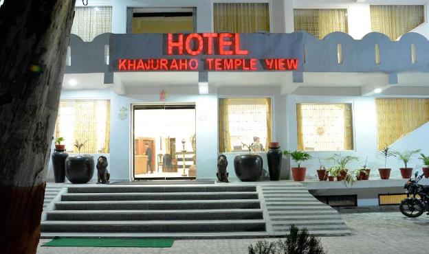 hotel khajuraho temple view