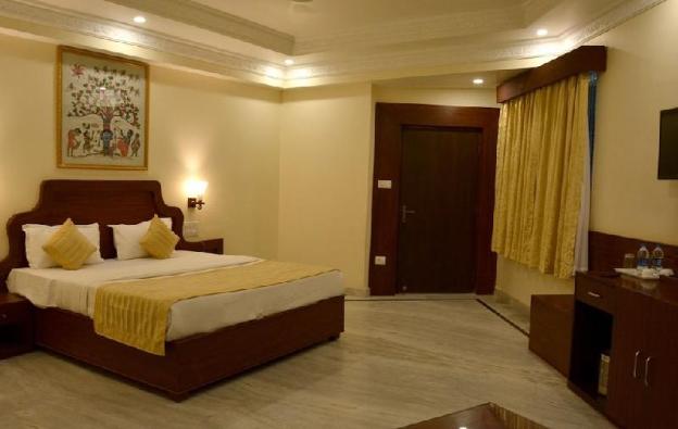 hotel khajuraho temple view
