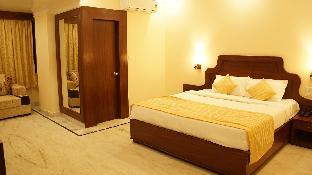 hotel khajuraho temple view