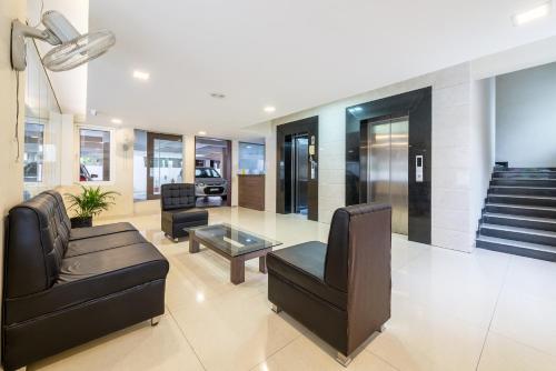 mount kailash suites