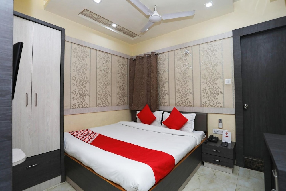 hotel rahil palace