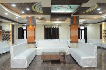 hotel rahil palace