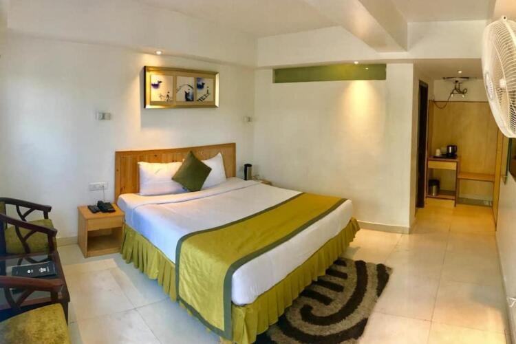 resort eutopia waknaghat