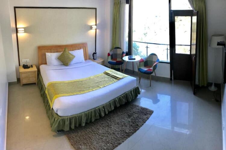 resort eutopia waknaghat