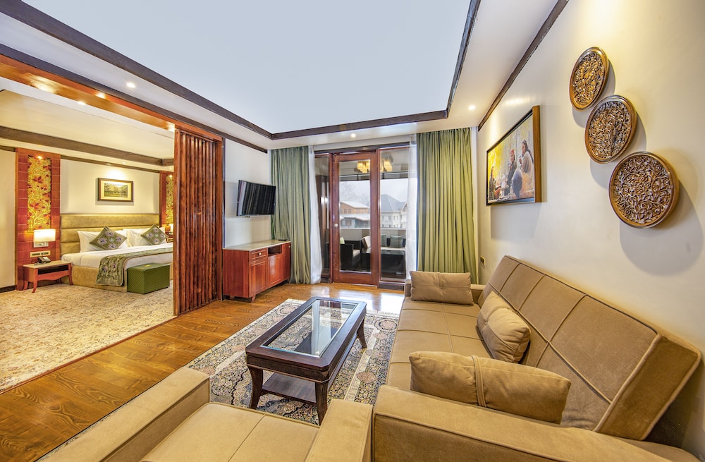 apple orchard resort and spa