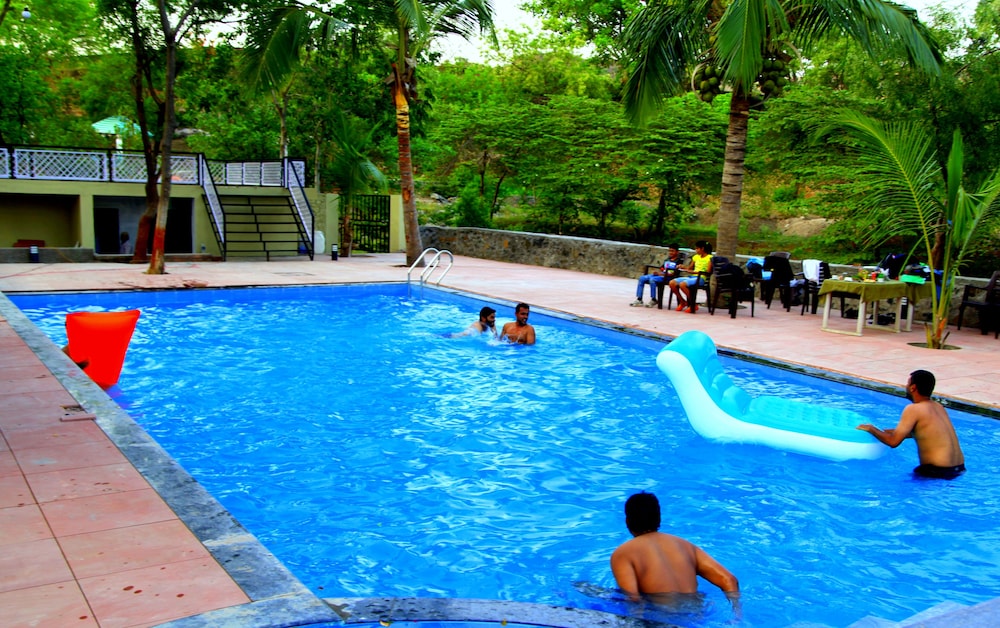 Hiranya Resorts,Maharashtra>>Aurangabad,3 star