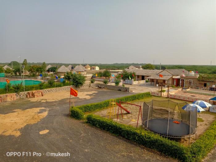 rann kandhi resort