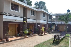 Hotel Divine Valley,Old Mahabaleshwar>>Mahabaleshwar,2 star
