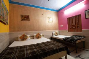 spot on 41885 royal heritage guest house