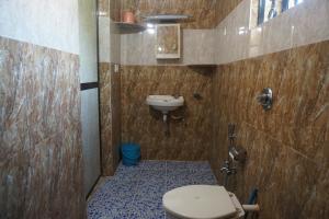 Cliff Heaven,Colva>>Betalbatim,2 star