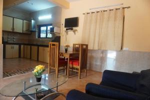 Cliff Heaven,Colva>>Betalbatim,2 star