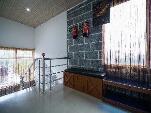 Oyo 8653 Achus Inn,New Colony Road, Munnar Town,3 star