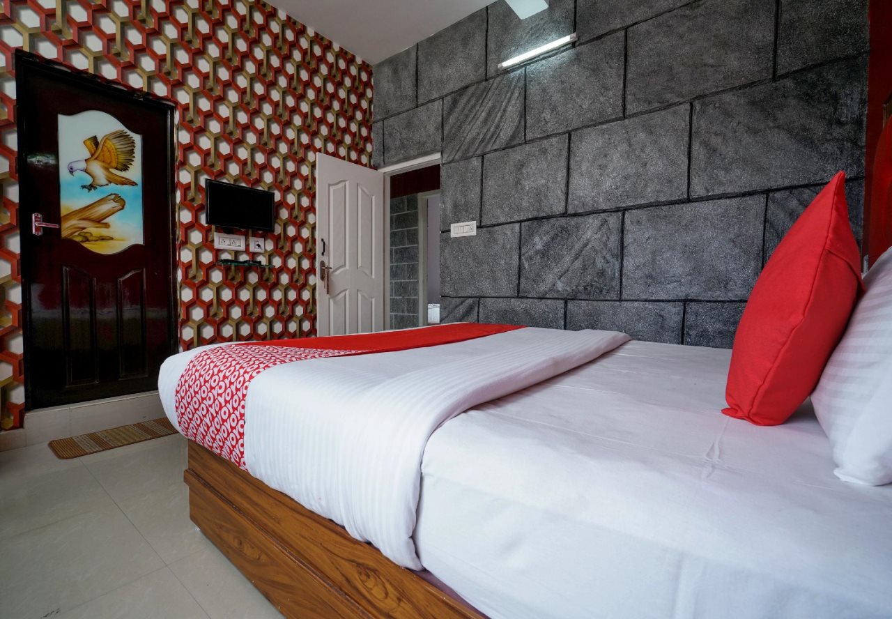 oyo 8653 achus inn