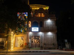 moustache agra