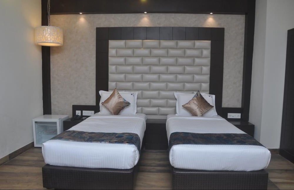 hotel ivory inn kolkata