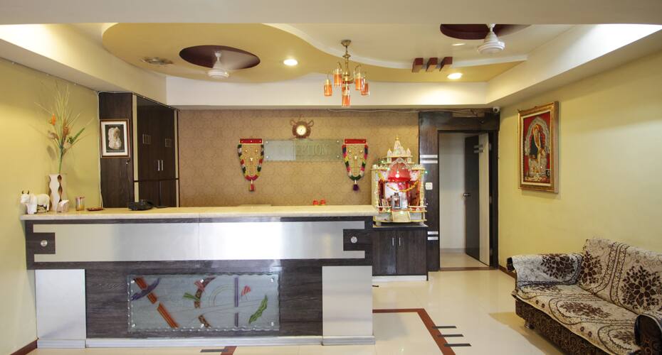 hotel shree sai palace