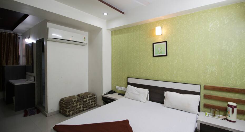 hotel shree sai palace