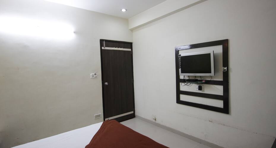 hotel shree sai palace