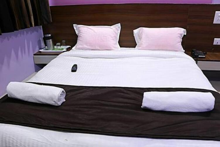 hotel shree sai palace