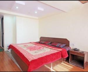 Hotel Brite Star,The Mall,2 star