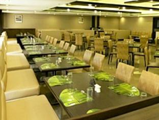 The Ocean Pearl Retreat,Chattarpur,4 star