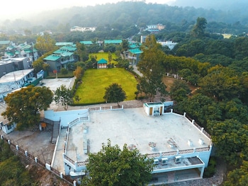 corbett aamod spa and resort riverside resort