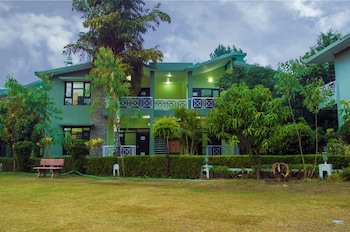 corbett aamod spa and resort riverside resort