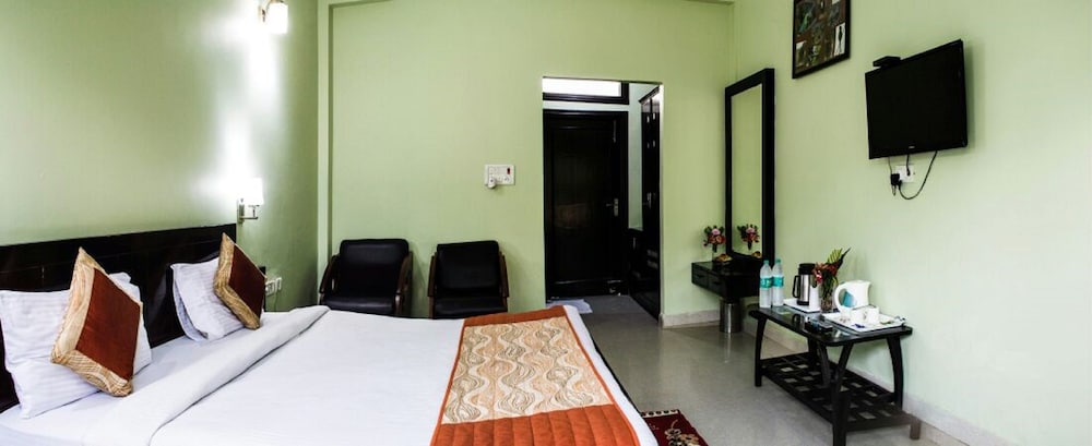 corbett aamod spa and resort riverside resort