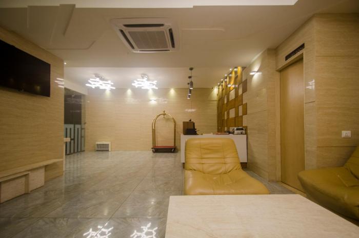 hotel grand elegance