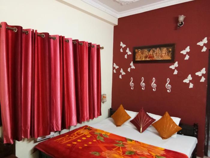 haveli taragarh palace