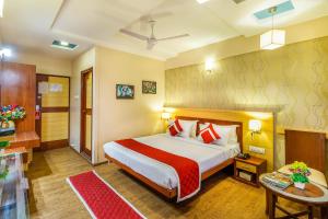 Hotel Kanthi Comforts,Diary Circle>>Bengaluru,3 star