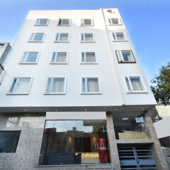 pax hotel welcome inn opp rly stn asr