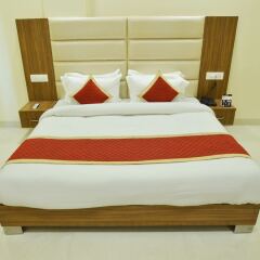 pax hotel welcome inn opp rly stn asr