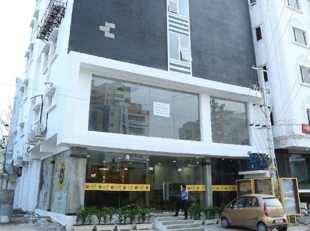 falcons nest la riviera