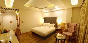 glades hotel
