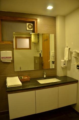 Hotel Palazzo Inn,New Delhi>>Delhi,4 star