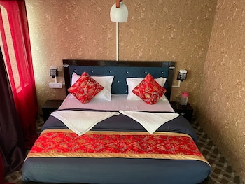 tih pangong delight camps and cottages