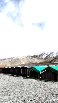 pangong