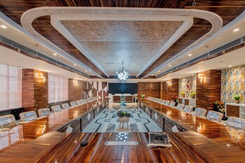 saya grand resort by treat thane