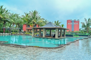 saya grand resort by treat thane