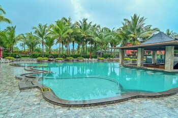 saya grand resort by treat thane