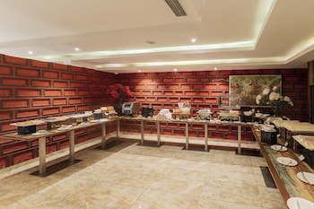 saya grand resort by treat thane