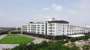 brilliant hotel and convention center