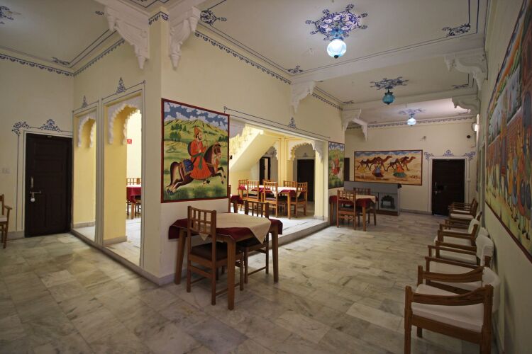hotel janak vilas