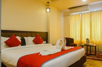 solitaire hotel and resort