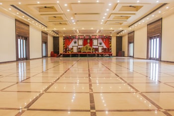 solitaire hotel and resort