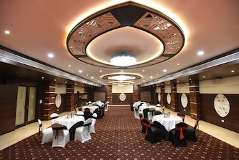 hotel grand rajputana