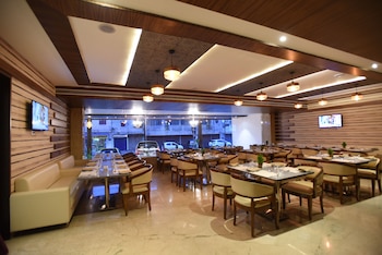 hotel grand rajputana