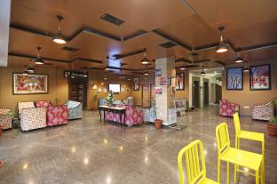 Cosmopolitan,Ratanada>>Jodhpur,2 star